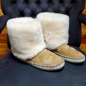 Ugg Kestrel Shearling Cuff boots